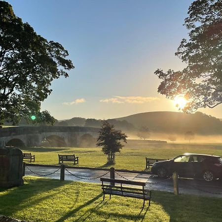 The Green At Burnsall Kültér fotó